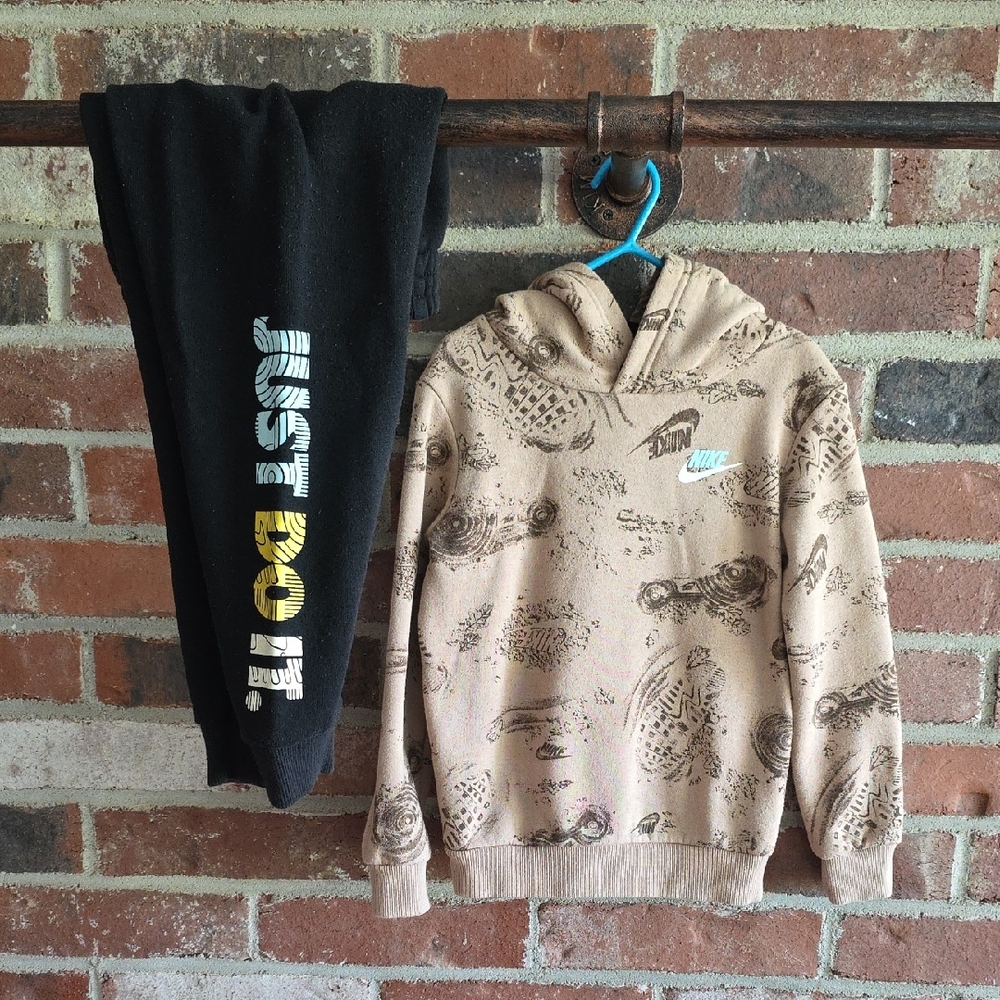 Nike Hoodie & Sweatpants Set — Toddler 4T